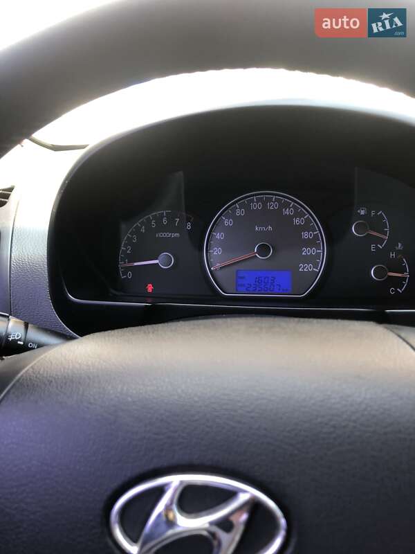 Седан Hyundai Elantra 2007 в Славянске