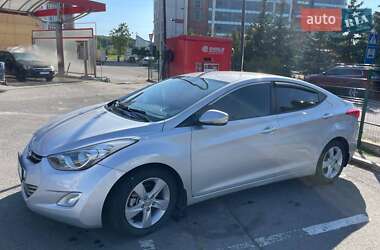Седан Hyundai Elantra 2013 в 