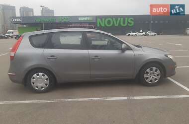 Универсал Hyundai Elantra 2011 в 
