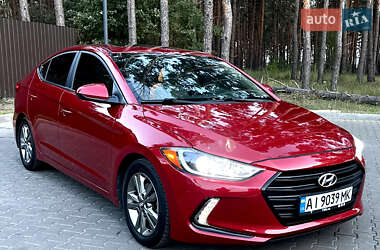 Седан Hyundai Elantra 2016 в Киеве