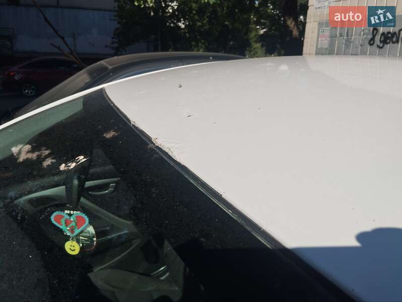 Седан Hyundai Elantra 2013 в Киеве