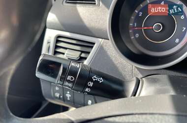Седан Hyundai Elantra 2011 в 