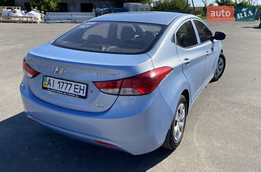 Седан Hyundai Elantra 2013 в 