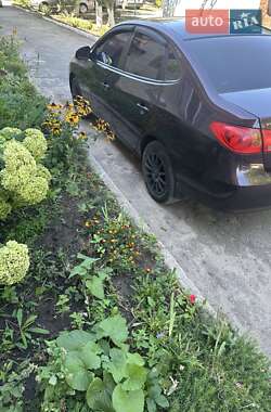 Седан Hyundai Elantra 2010 в 