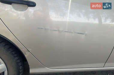 Седан Hyundai Elantra 2010 в 