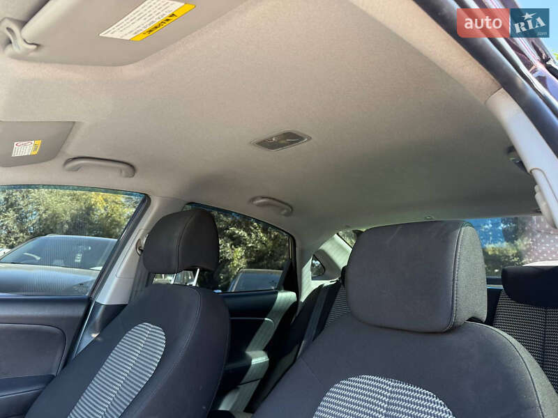 Седан Hyundai Elantra 2010 в Коломые