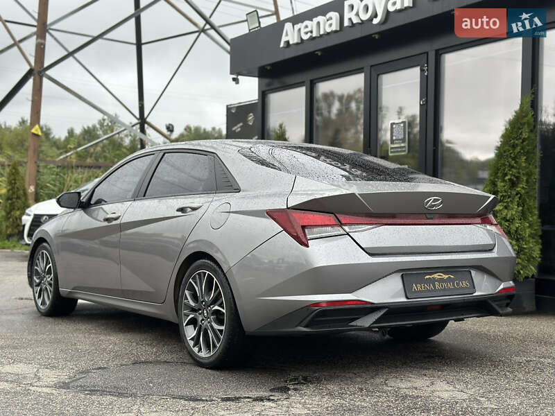 Седан Hyundai Elantra 2021 в Харкові