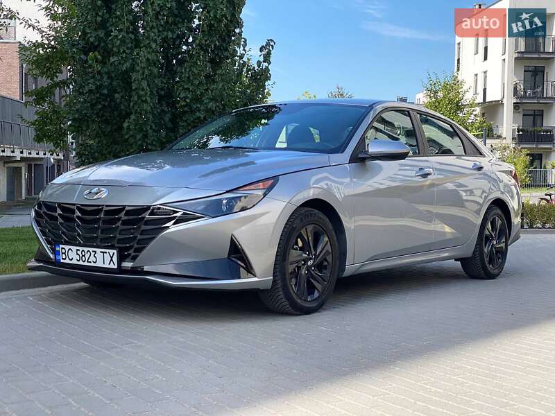 Седан Hyundai Elantra 2020 в 