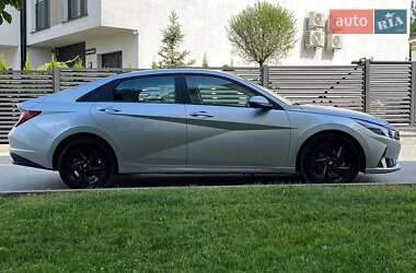 Седан Hyundai Elantra 2020 в 