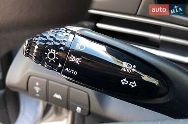 Седан Hyundai Elantra 2020 в 