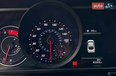 Седан Hyundai Elantra 2020 в 