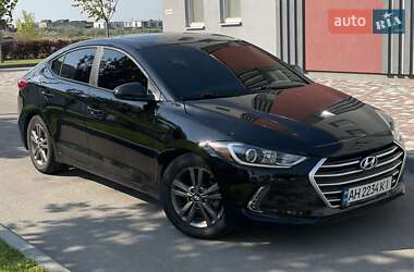 Седан Hyundai Elantra 2017 в Днепре