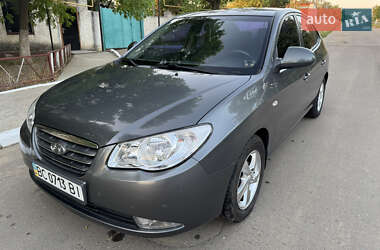 Седан Hyundai Elantra 2008 в Новой Одессе