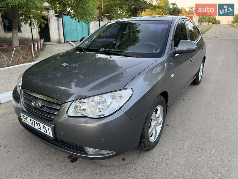 Седан Hyundai Elantra 2008 в 