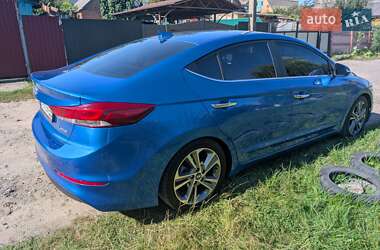Седан Hyundai Elantra 2016 в 