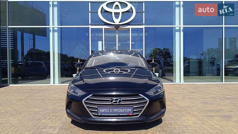 Хэтчбек Hyundai Elantra 2017 в Киеве