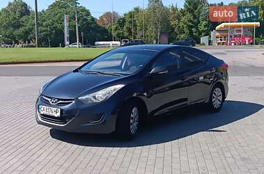 Седан Hyundai Elantra 2012 в 