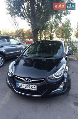 Седан Hyundai Elantra 2015 в Києві