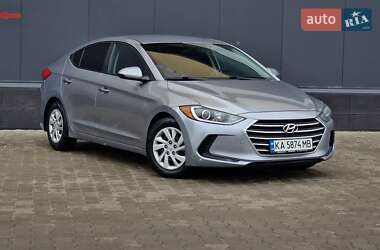 Седан Hyundai Elantra 2016 в Хмельницком