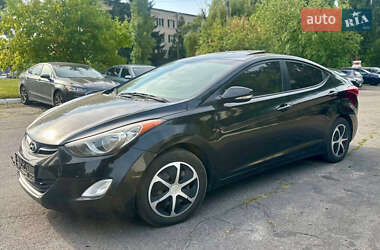 Седан Hyundai Elantra 2012 в Киеве