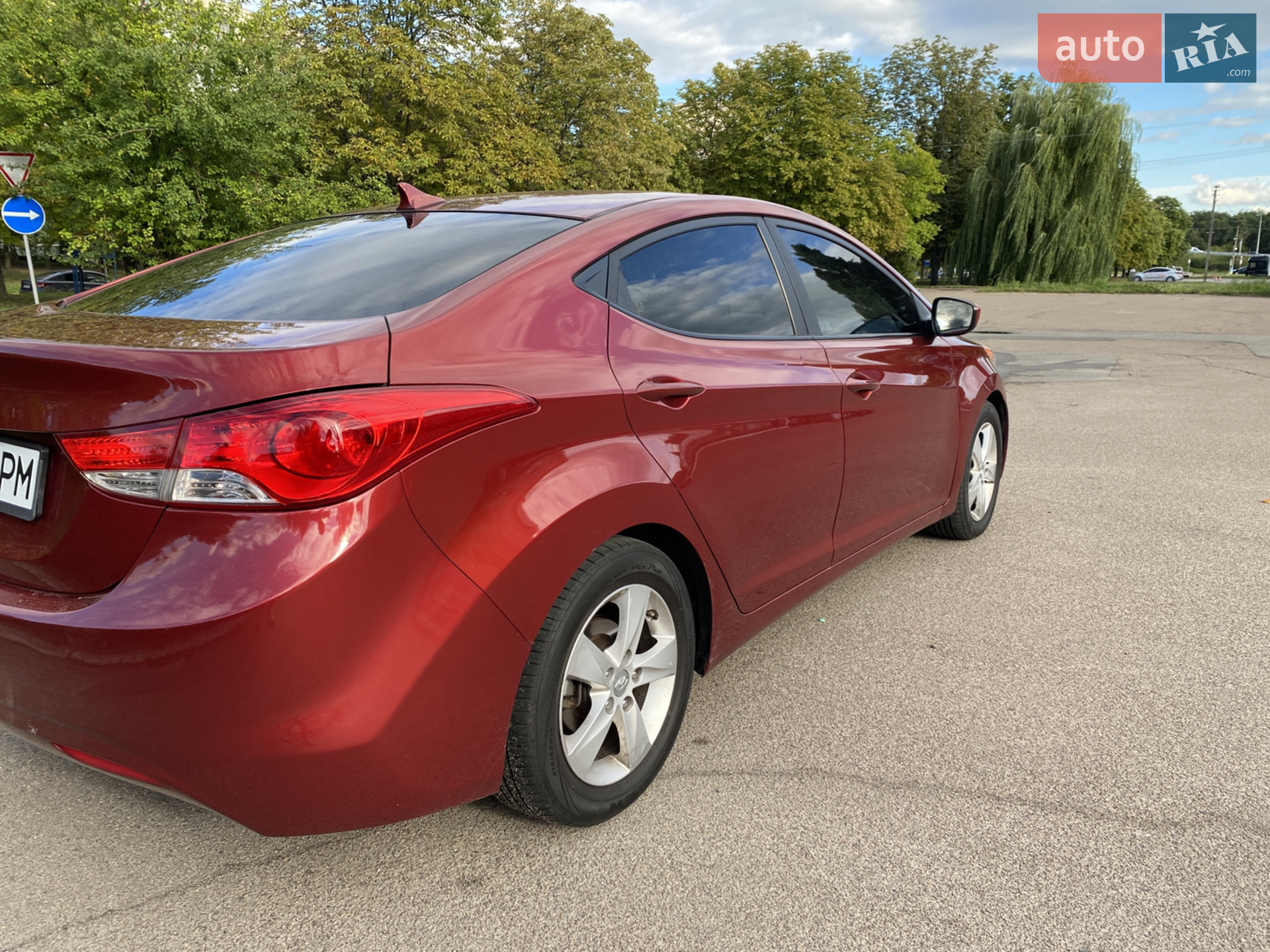 2013 Hyundai Elantra - мініатюра 2