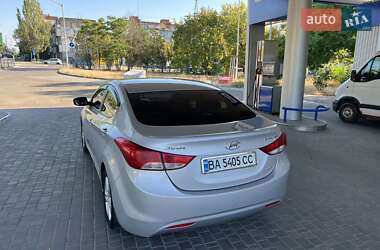 Седан Hyundai Elantra 2012 в 