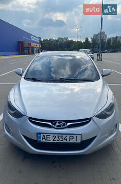 Седан Hyundai Elantra 2011 в 