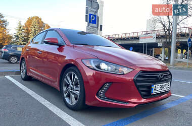 Седан Hyundai Elantra 2016 в Днепре