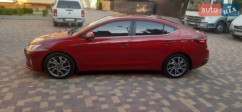 Седан Hyundai Elantra 2020 в Виннице