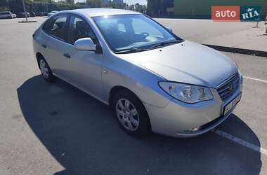 Седан Hyundai Elantra 2008 в Киеве
