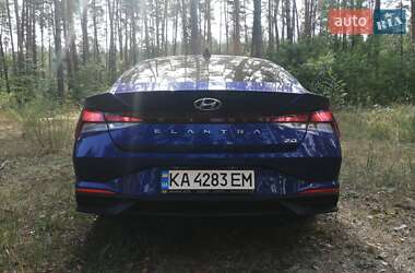 Седан Hyundai Elantra 2021 в 