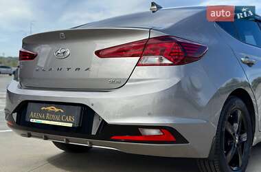 Седан Hyundai Elantra 2020 в 