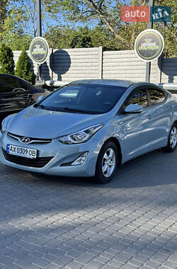 Седан Hyundai Elantra 2015 в Харкові