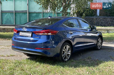 Седан Hyundai Elantra 2016 в 