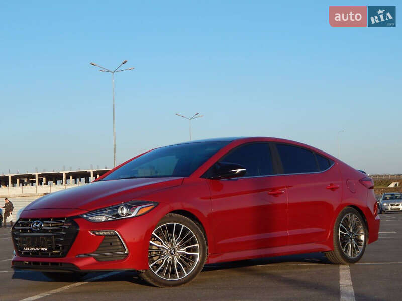 Седан Hyundai Elantra 2018 в Львове