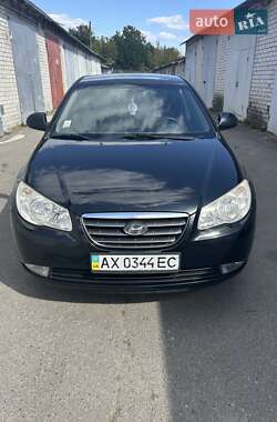 Седан Hyundai Elantra 2008 в 