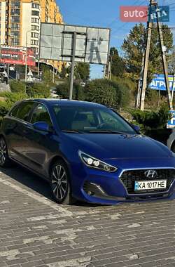 Хэтчбек Hyundai Elantra 2019 в Киеве