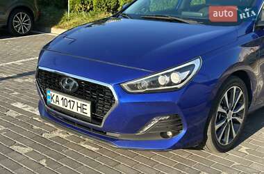 Хэтчбек Hyundai Elantra 2019 в 