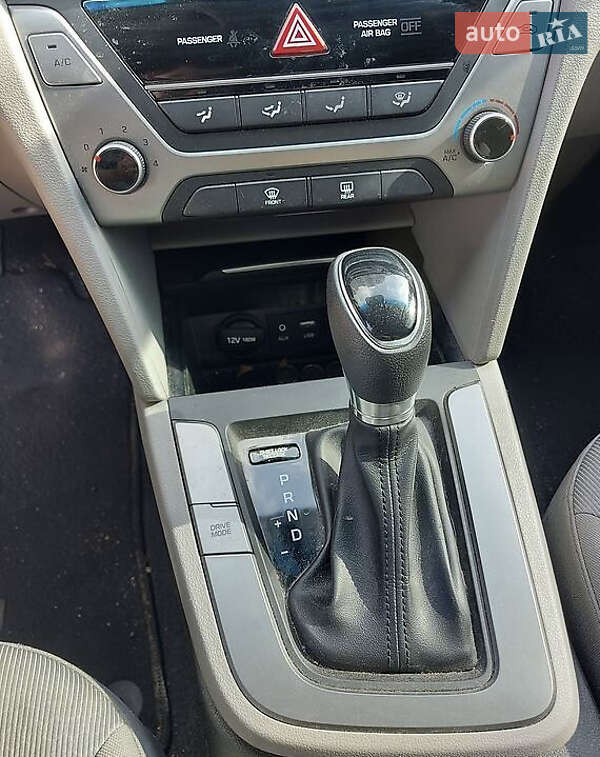 Седан Hyundai Elantra 2018 в Ковеле