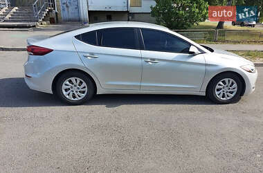 Седан Hyundai Elantra 2018 в 