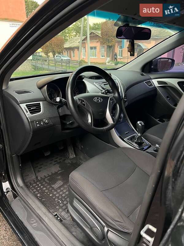 Седан Hyundai Elantra 2013 в Знаменке фото 26 Седан Hyundai Elantra 2013 в Знаменке