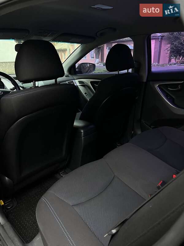 Седан Hyundai Elantra 2013 в Знаменке фото 33 Седан Hyundai Elantra 2013 в Знаменке