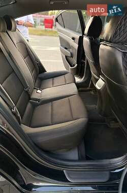 Седан Hyundai Elantra 2019 в 