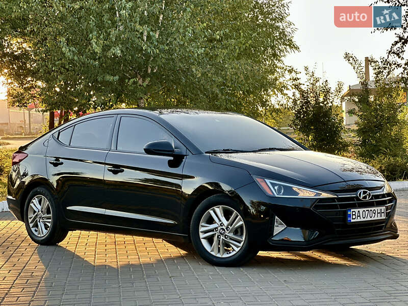 Седан Hyundai Elantra 2019 в Кропивницком