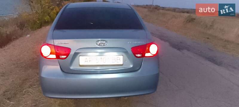 Седан Hyundai Elantra 2008 в 