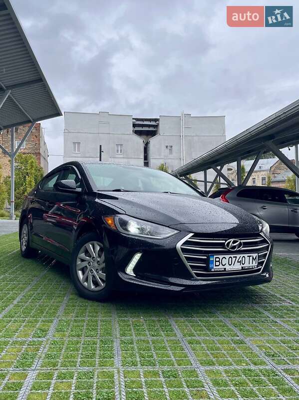 Hyundai Elantra 2016