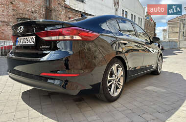 Седан Hyundai Elantra 2016 в 