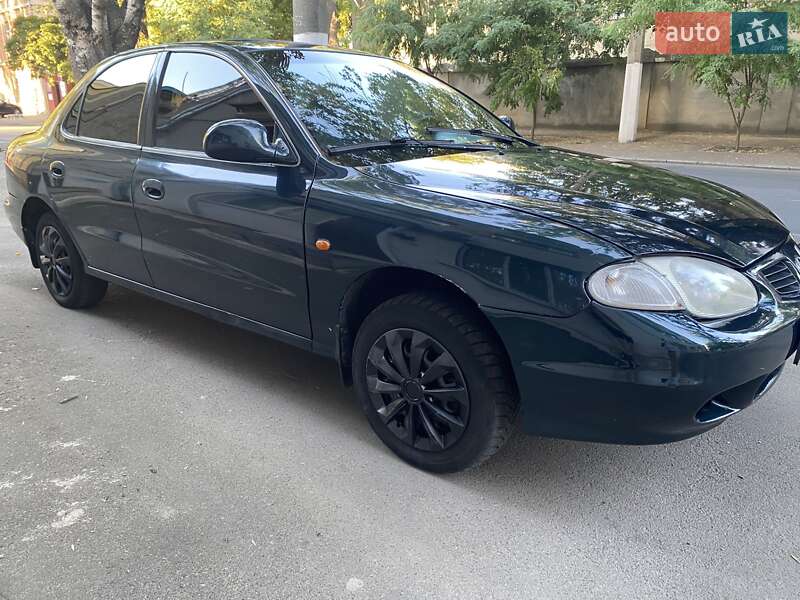 Седан Hyundai Elantra 1999 в Одессе