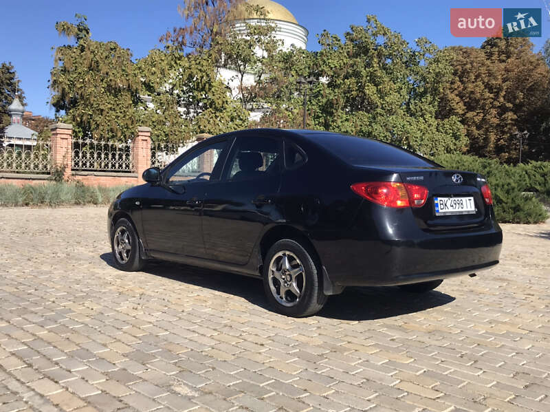 Седан Hyundai Elantra 2008 в Белой Церкви