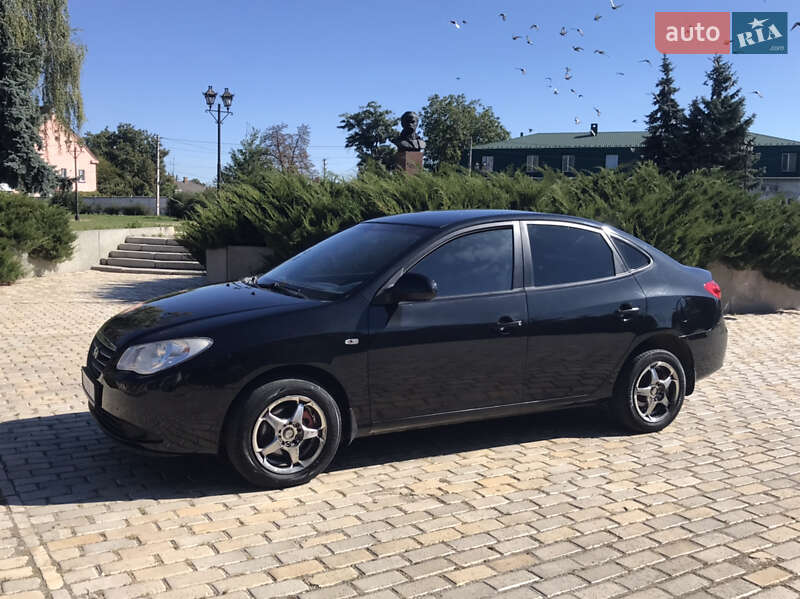Седан Hyundai Elantra 2008 в Белой Церкви